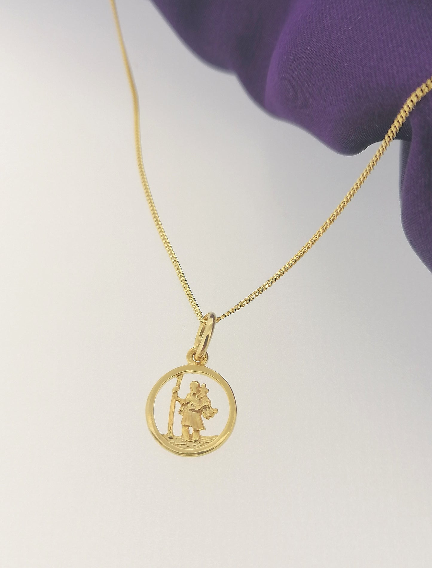 Saint Christopher Small Medal Pendant 9ct Yellow Gold